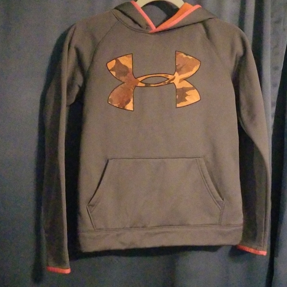 Youth under armour sweatshirt